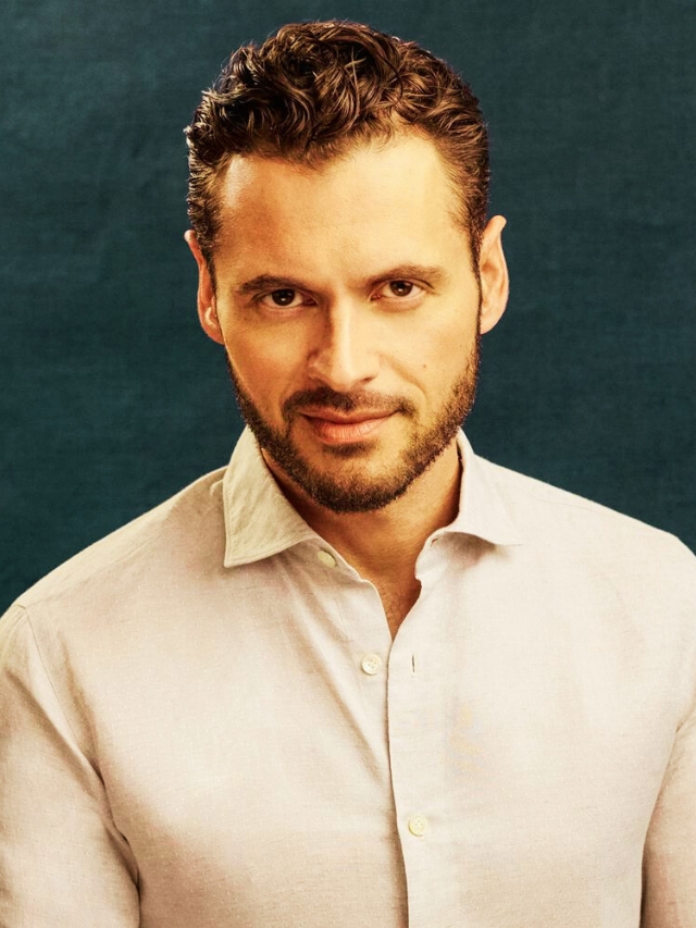 Actor Adan Canto passes away at the age of 42